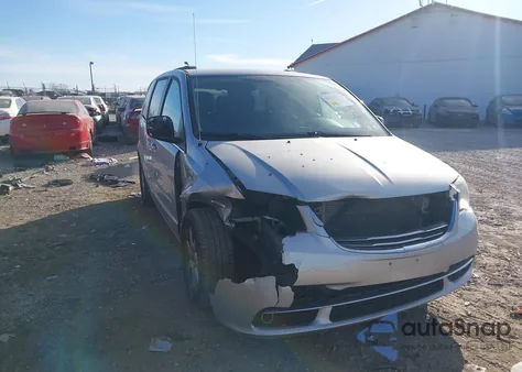 2012 Chrysler Town & Country Touring z USA, uszkodzony, nr VIN 2C4RC1BG1CR301319